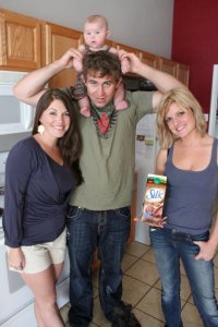 35557_399158221019_85922331019_4878489_995713_n